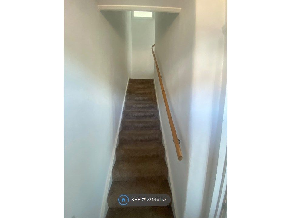 Property photo 3 of 27