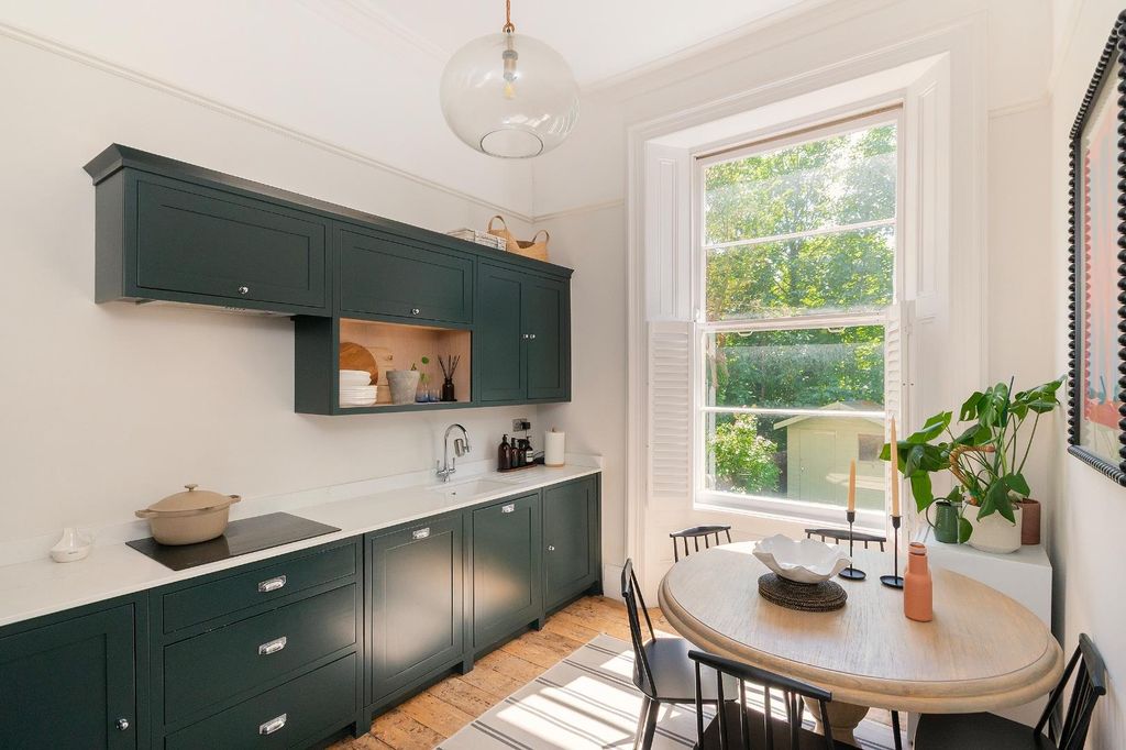 Property photo 2 of 25 F26Orcn - Kitchen Diner C.Jpg