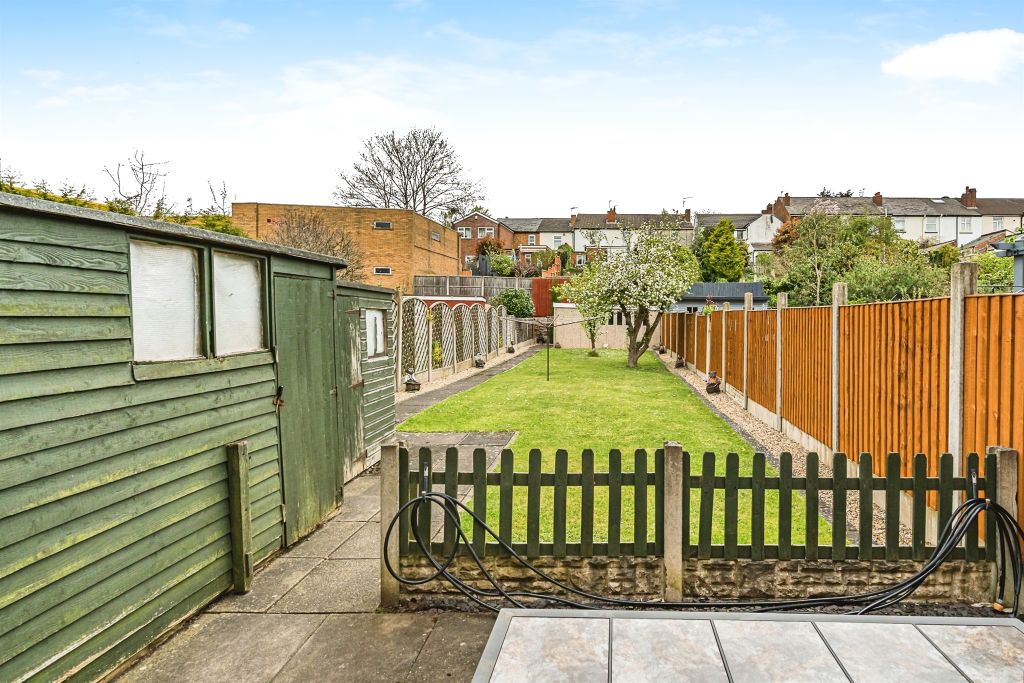 Property photo 3 of 17