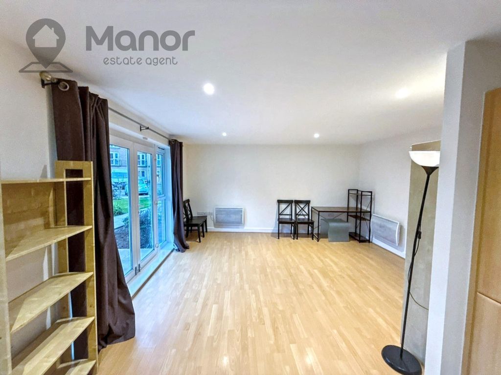 Property photo 3 of 14 Open Plan Kitchen