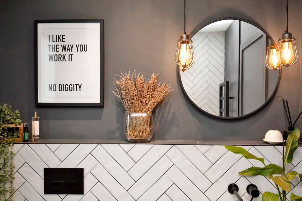 Property photo 3 of 42