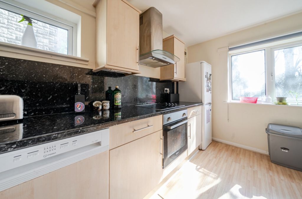 Property photo 3 of 9 Best Estate Agent Sheffield 2026