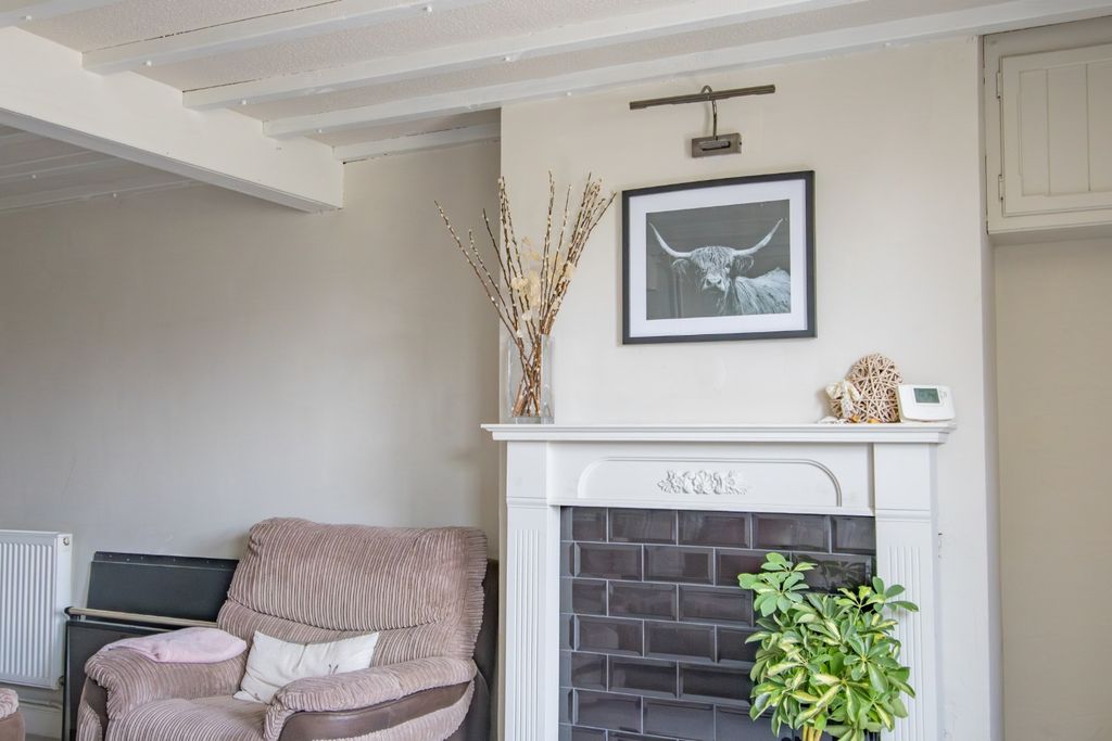 Property photo 3 of 14 5302524