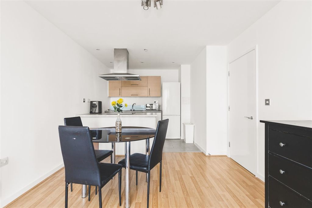 Property photo 3 of 18 6C9A9063.Jpg