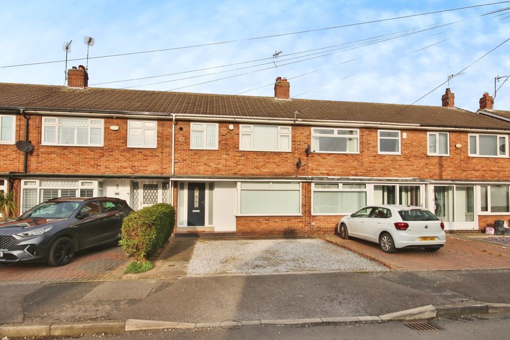 Property photo 2 of 17 3779616