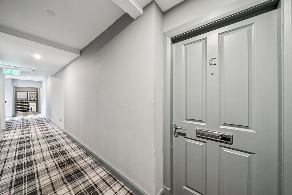 Additional image 19 of 2 bed flat for saleFlat C, Braeholm, 31 Montrose Street East, Helensburgh G84