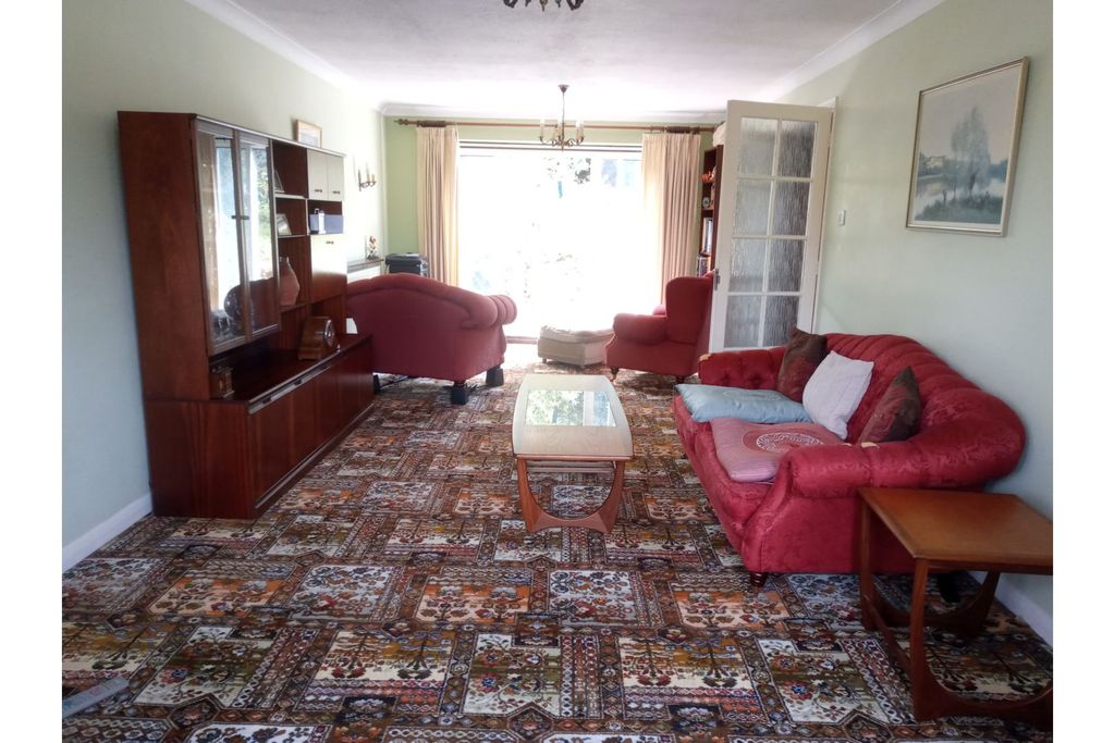 Property photo 2 of 14
