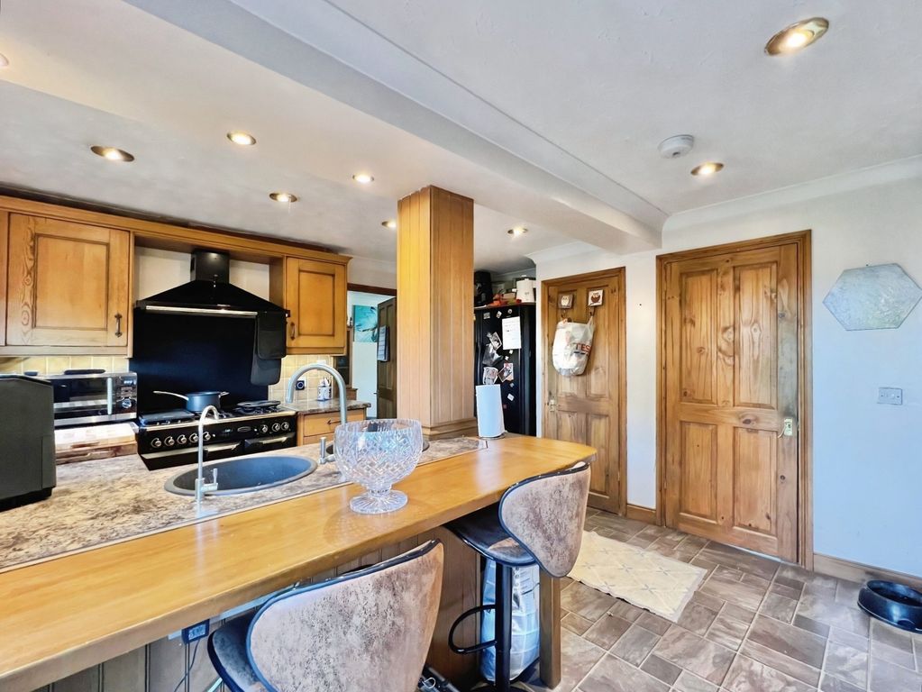 Property photo 3 of 13 Picture No. 09