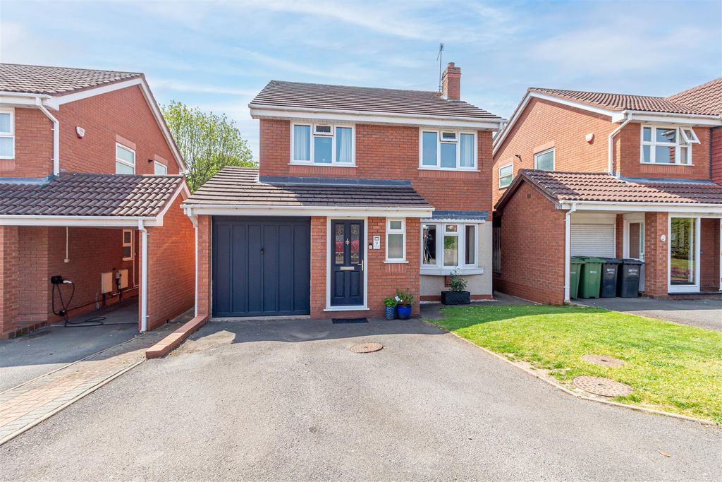Property photo 1 of 19 Frotn-1.Jpg
