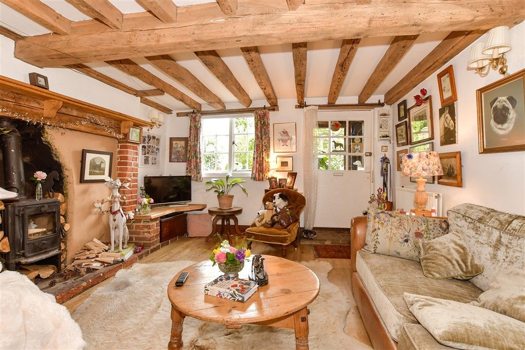 Property photo 3 of 15 Sitting Room