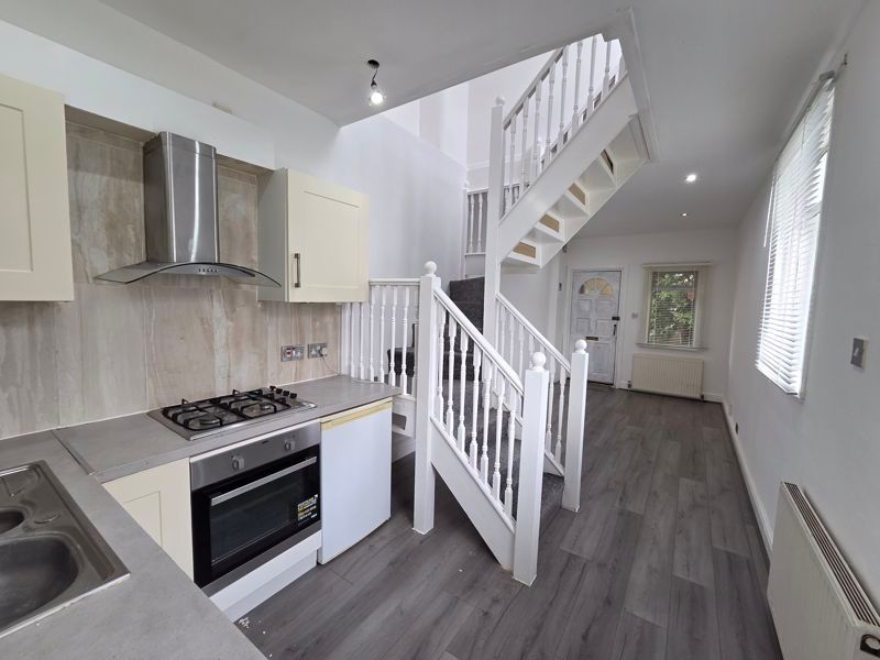 Property photo 1 of 15 Photo 22