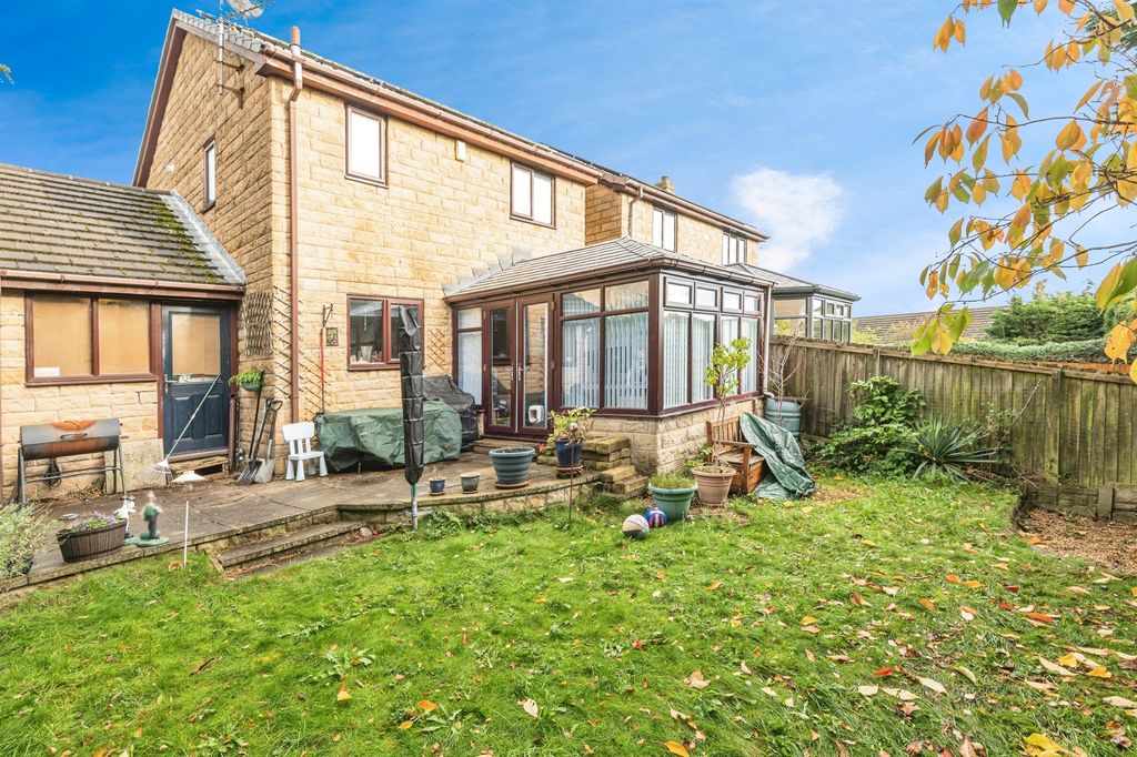 Property photo 2 of 9