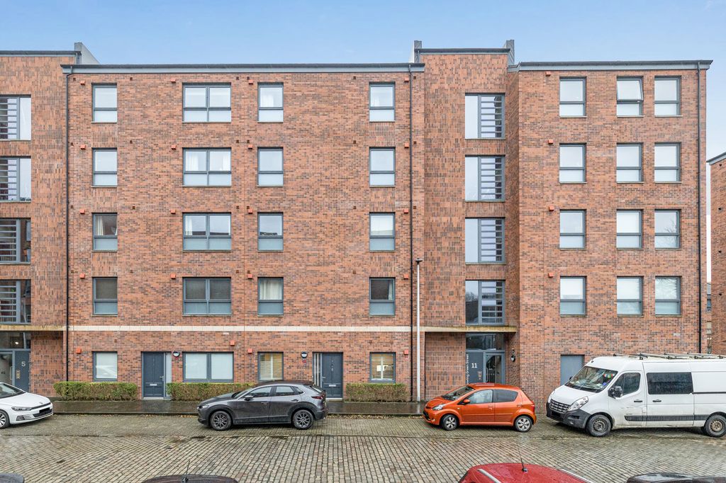 Property photo 1 of 19 Primary Property Image