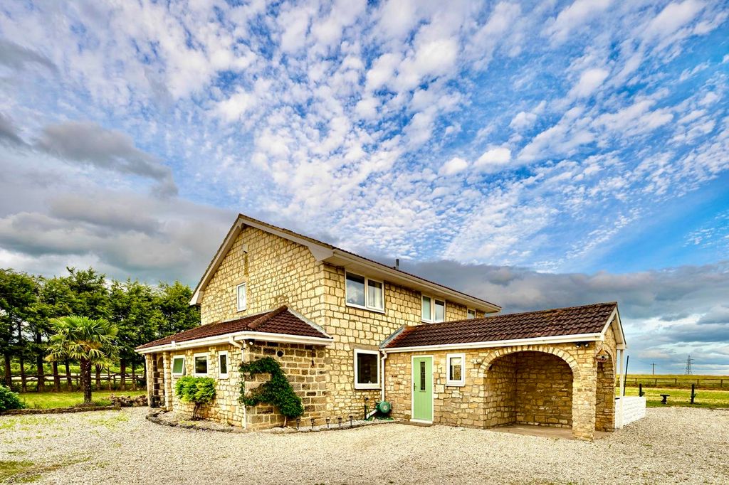 Property photo 1 of 36 Front View