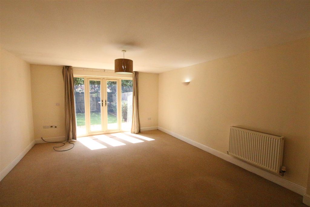 Property photo 2 of 10 Img_8910.Jpg