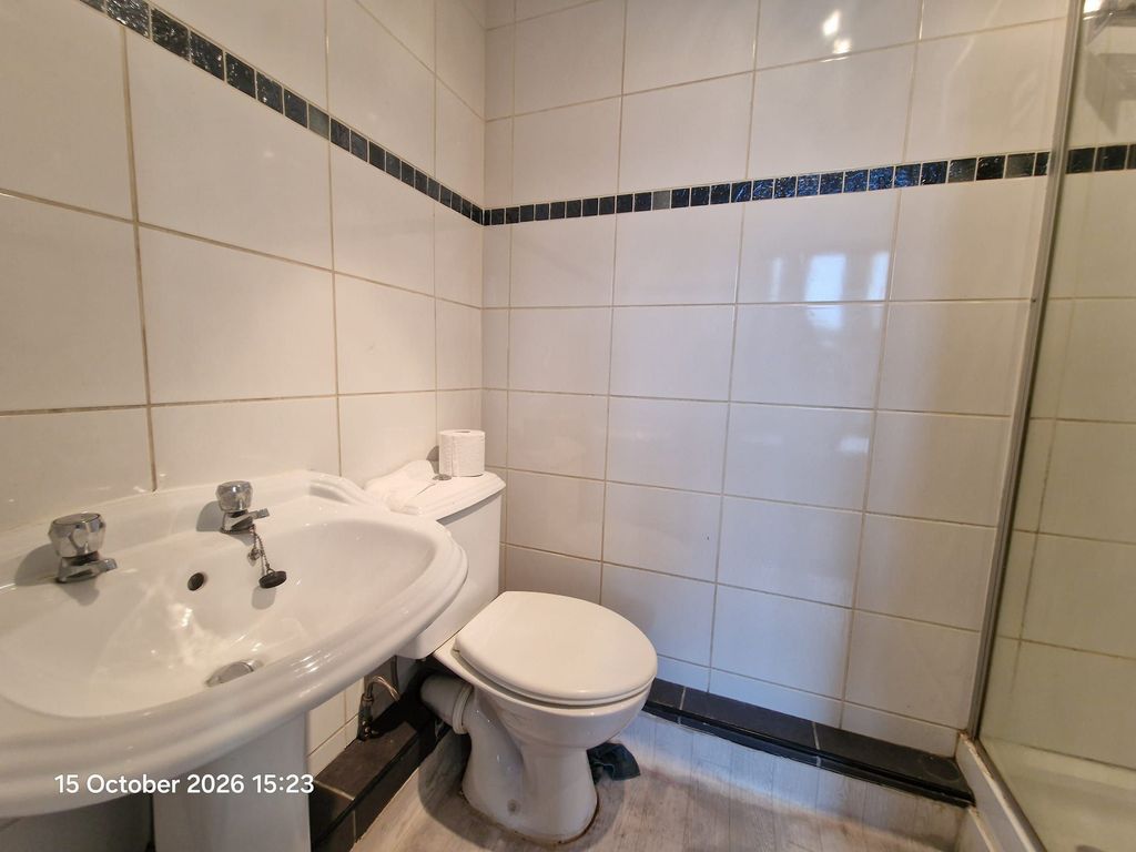 Property photo 3 of 3