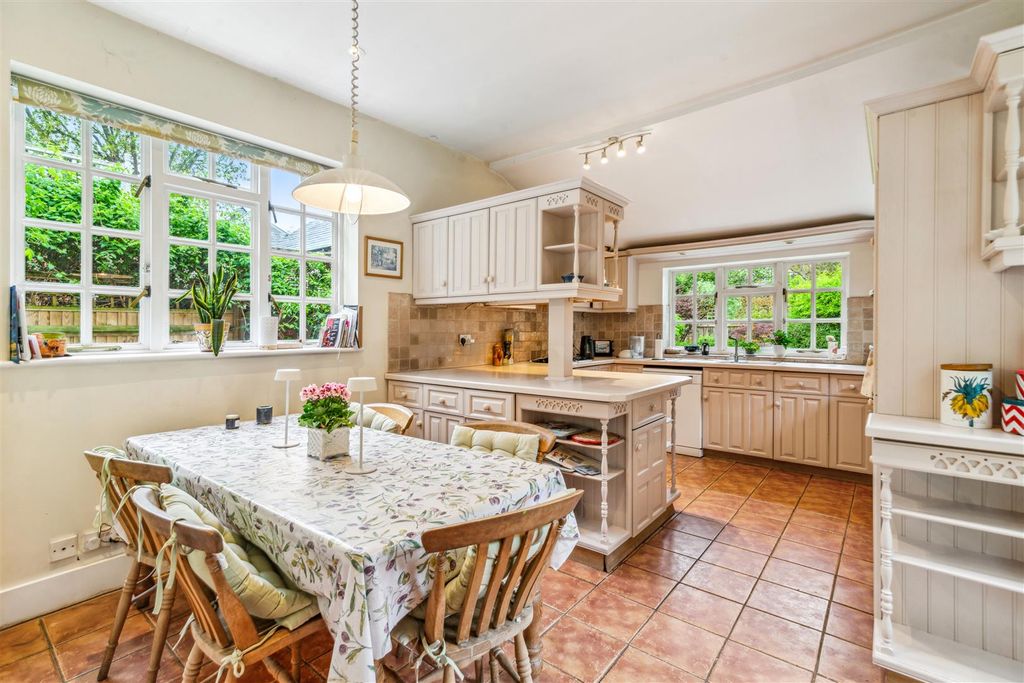 Property photo 3 of 17 4 Edit.Jpg