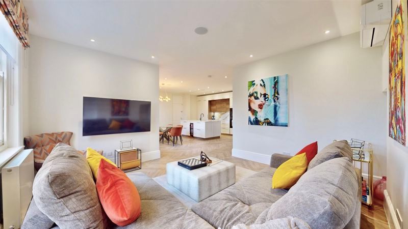 Property photo 3 of 22 Reception To Kitchen