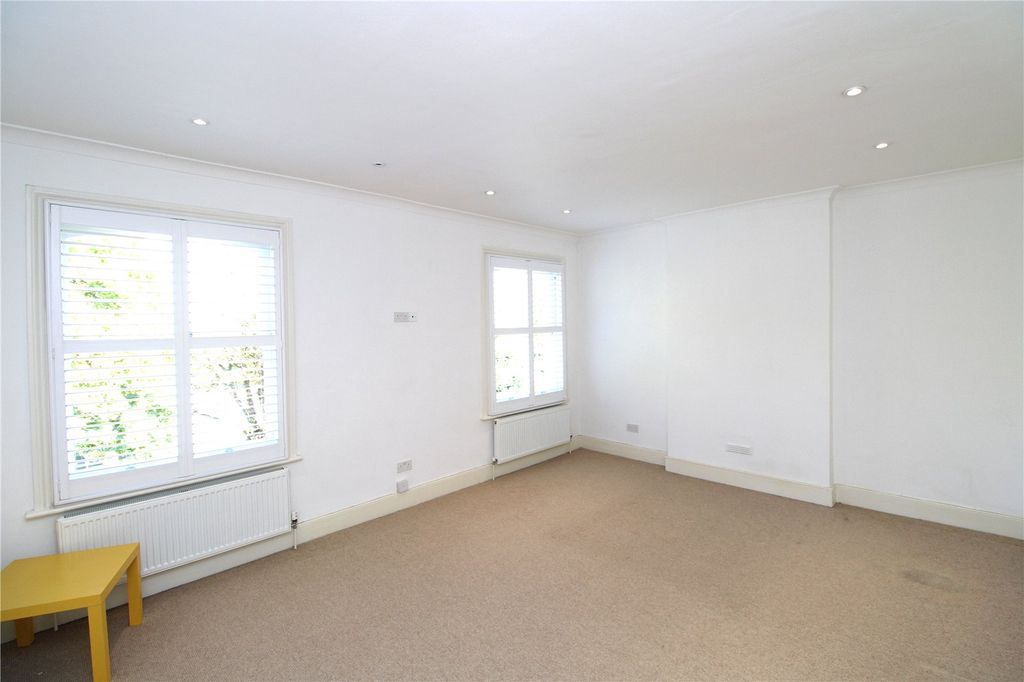 Property photo 3 of 9 Picture No. 04