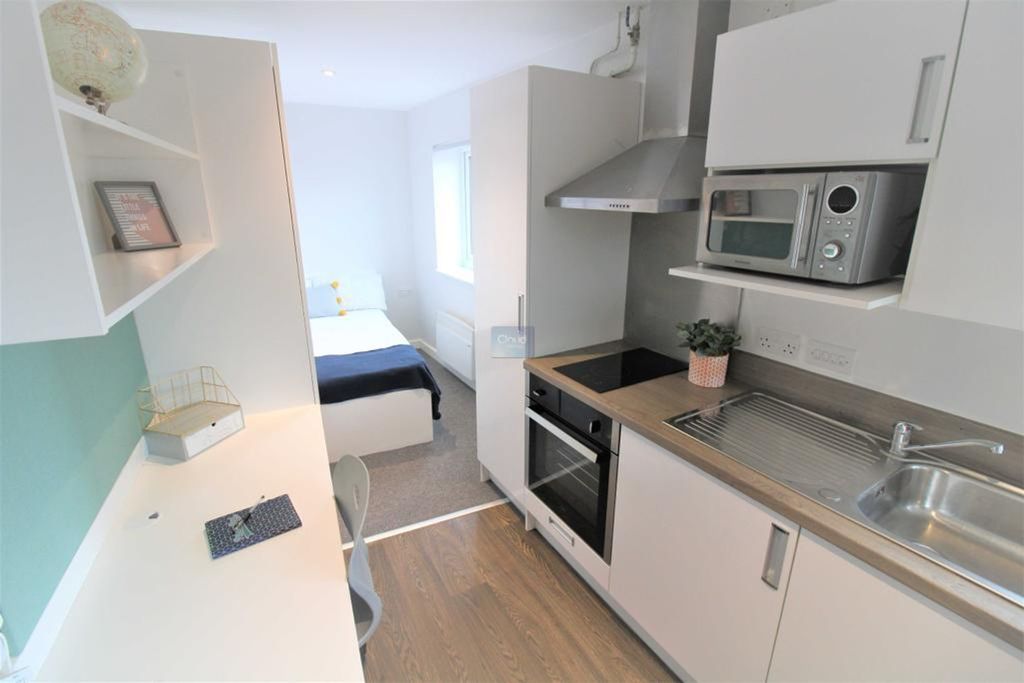 Property photo 1 of 10 Fully Equipped Kitchen