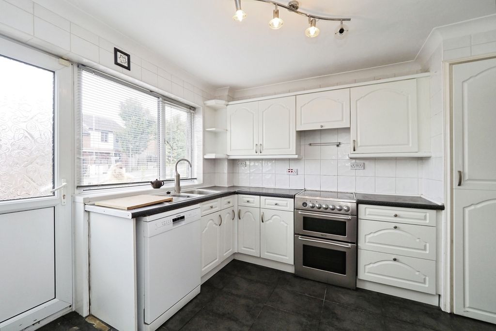 Property photo 2 of 18 Photo