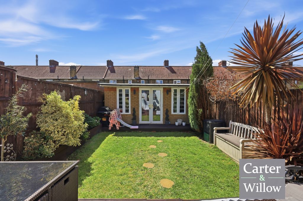 Property photo 2 of 15
