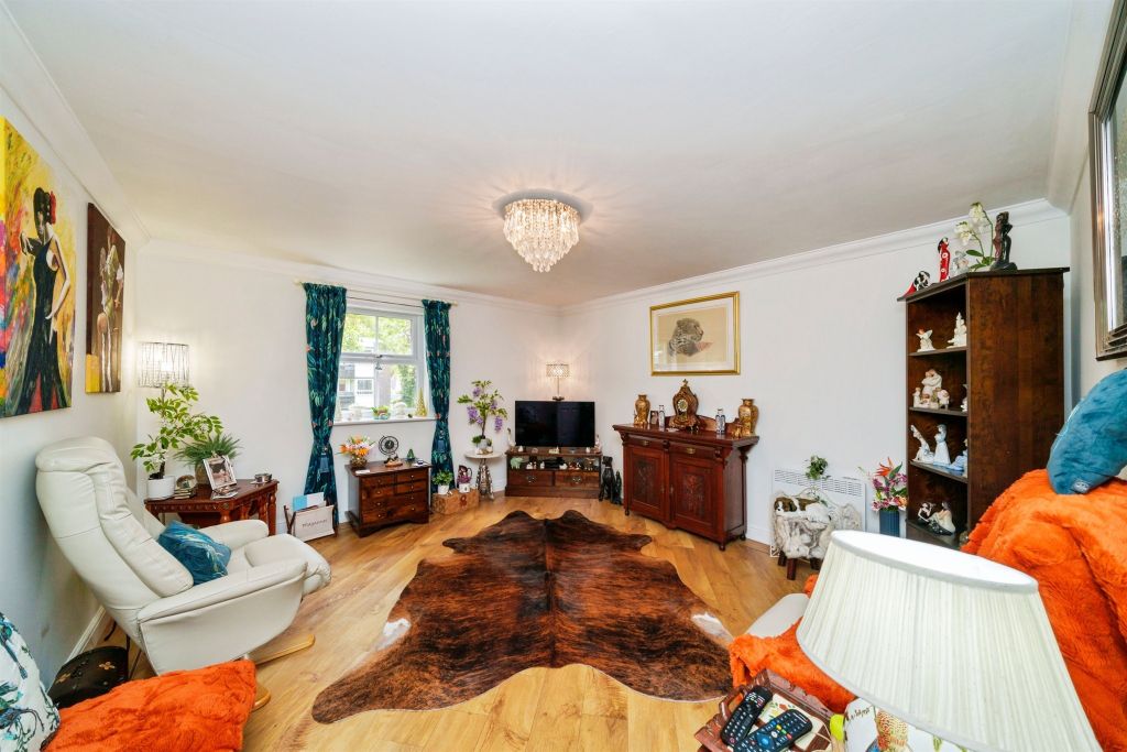 Property photo 2 of 13