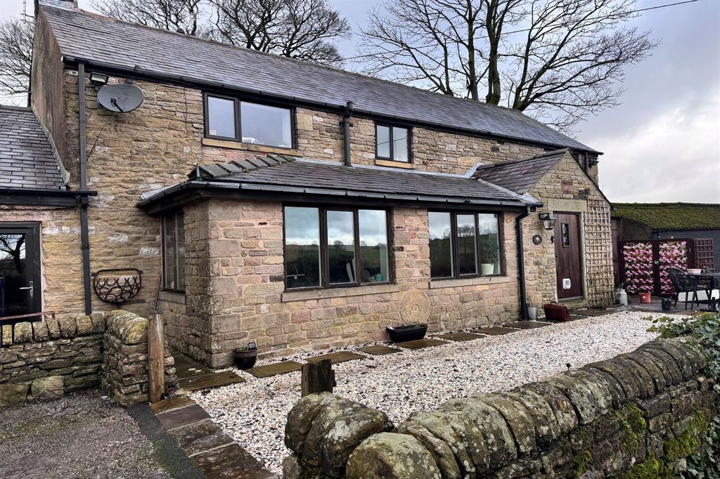 Property photo 1 of 20 (Main)