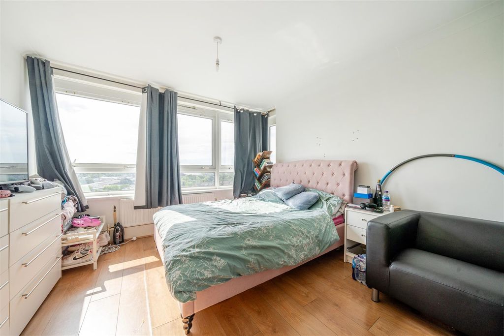 Property photo 3 of 8 4-1313169-4-685c26E3d2d96-Arw-4.Jpg