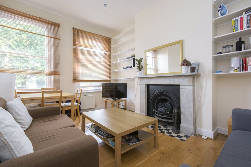 Property photo 2 of 7 Reception