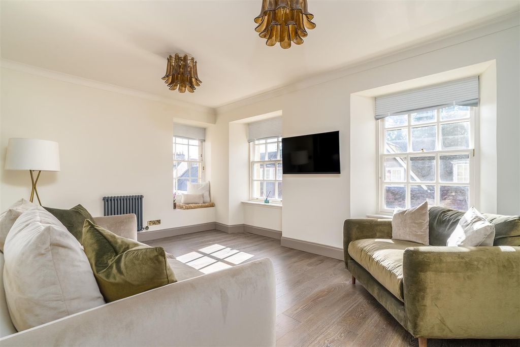 Property photo 2 of 19 Flat_9_Spread_Eagle_House_Kelso-1.Jpg
