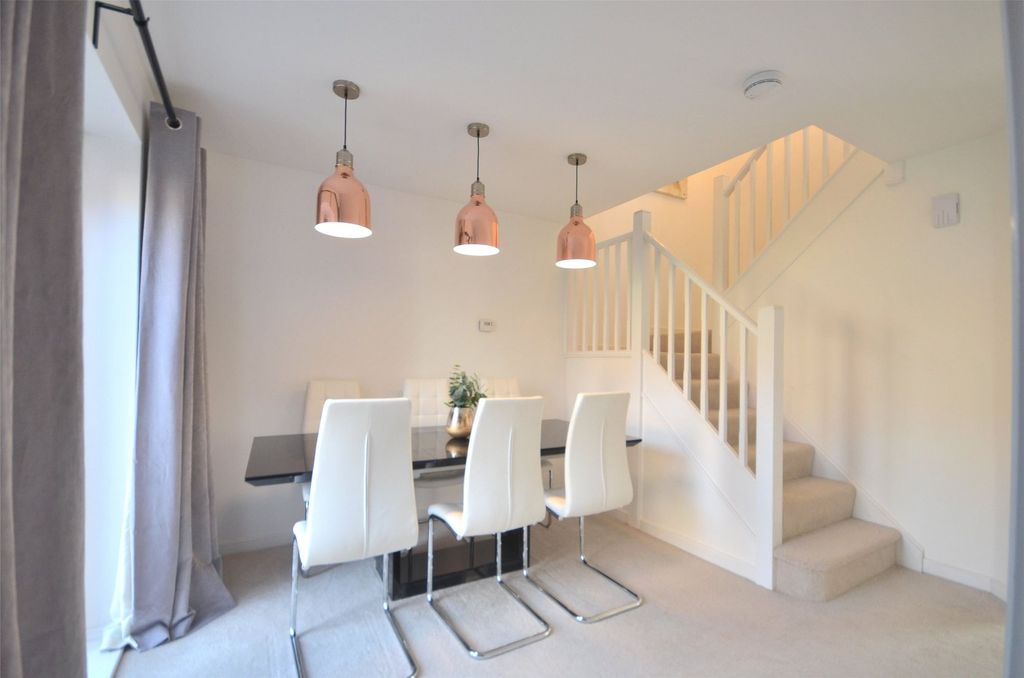 Property photo 3 of 13 Dining Area