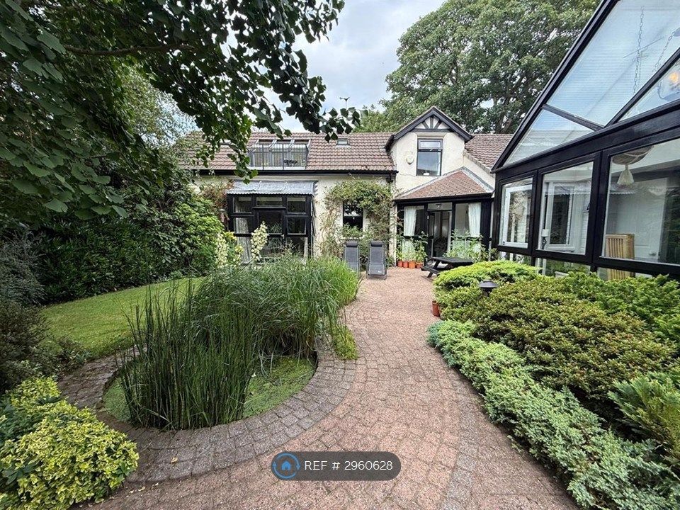Property photo 1 of 28