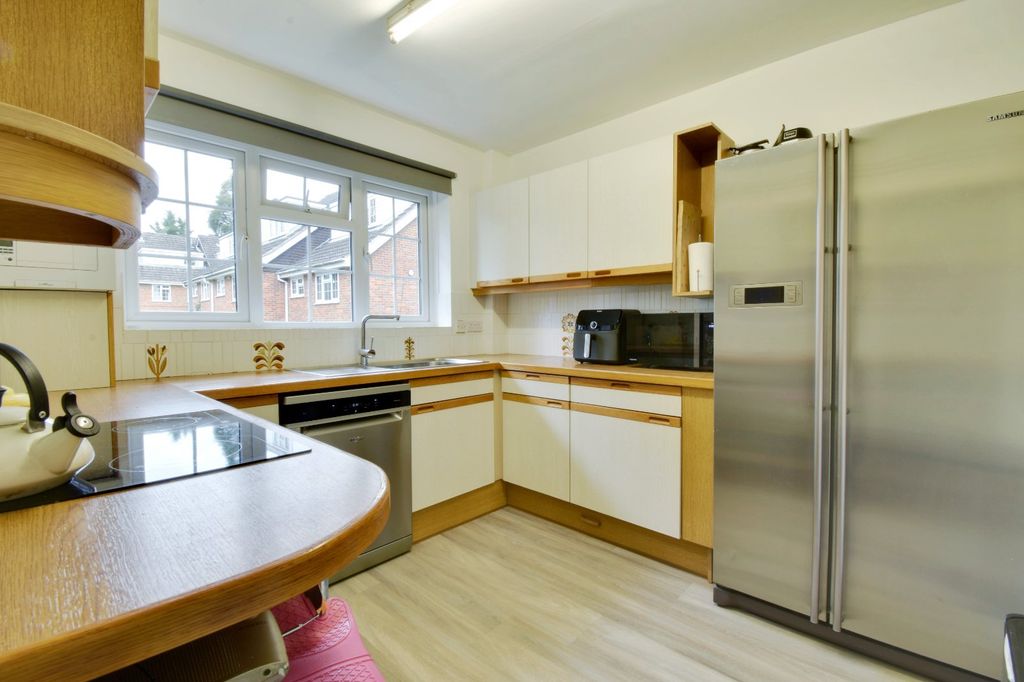 Property photo 3 of 9 Picture No. 07