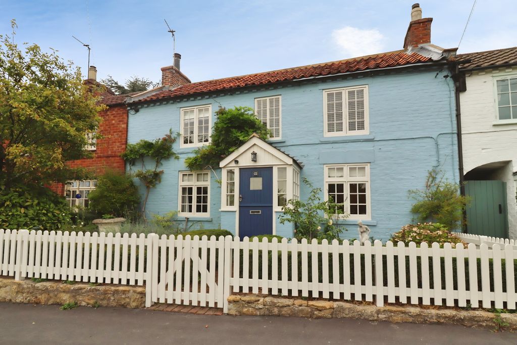 Property photo 1 of 28 c77931Ab-Img_2148