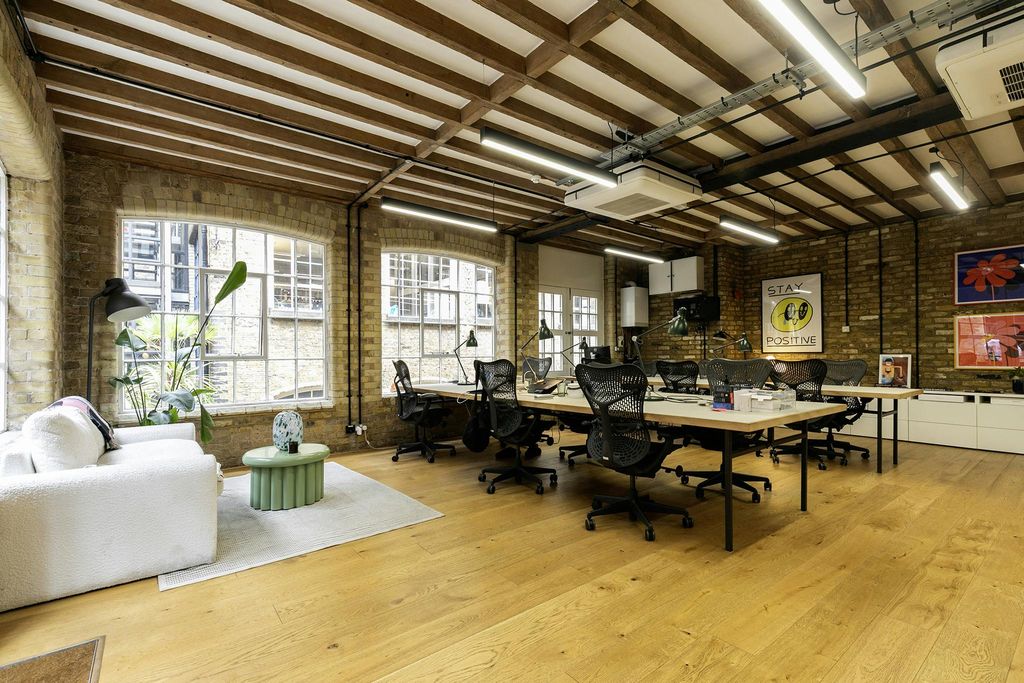 Property photo 2 of 6 5 Printing House Yard  4.Jpg