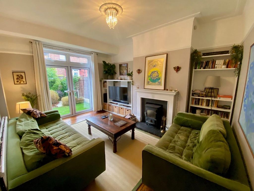 Property photo 2 of 16