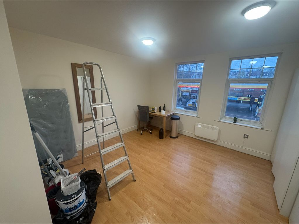 Property photo 3 of 4