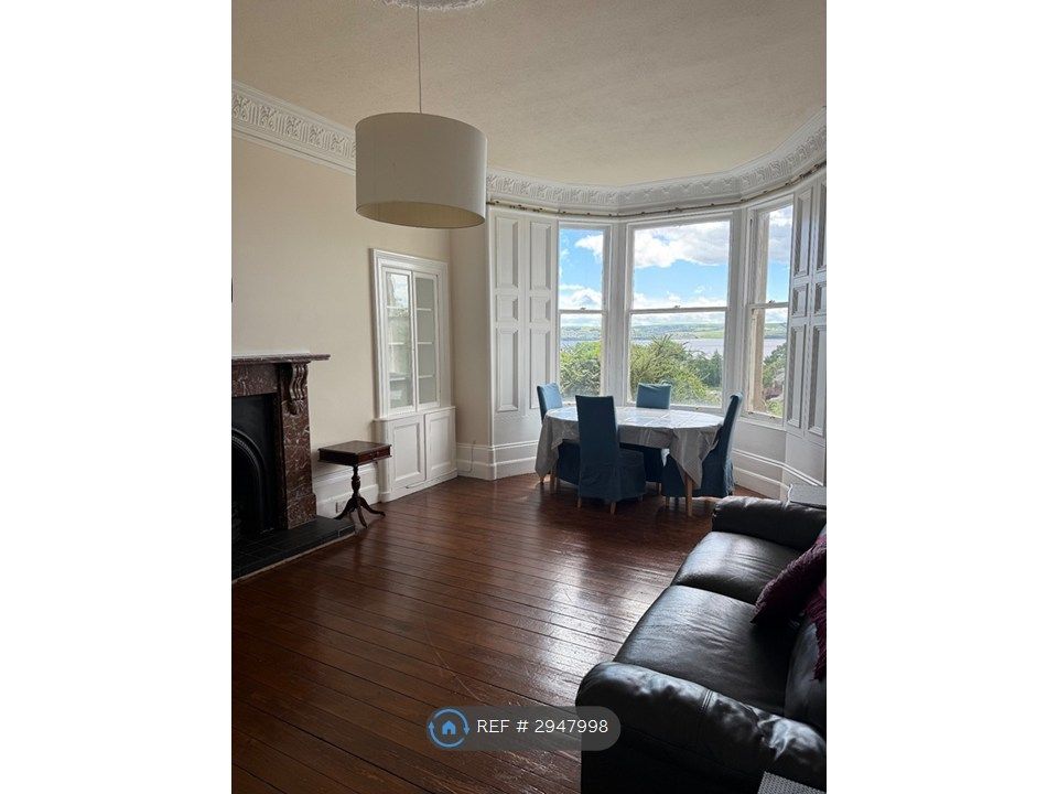 Property photo 2 of 14 Large Bright Lounge With Tay Views