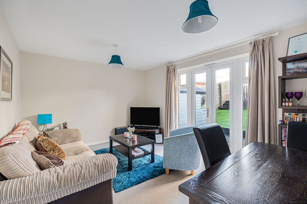 Property photo 3 of 19