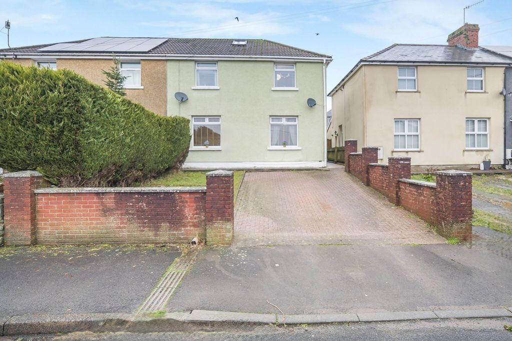 Property photo 1 of 34