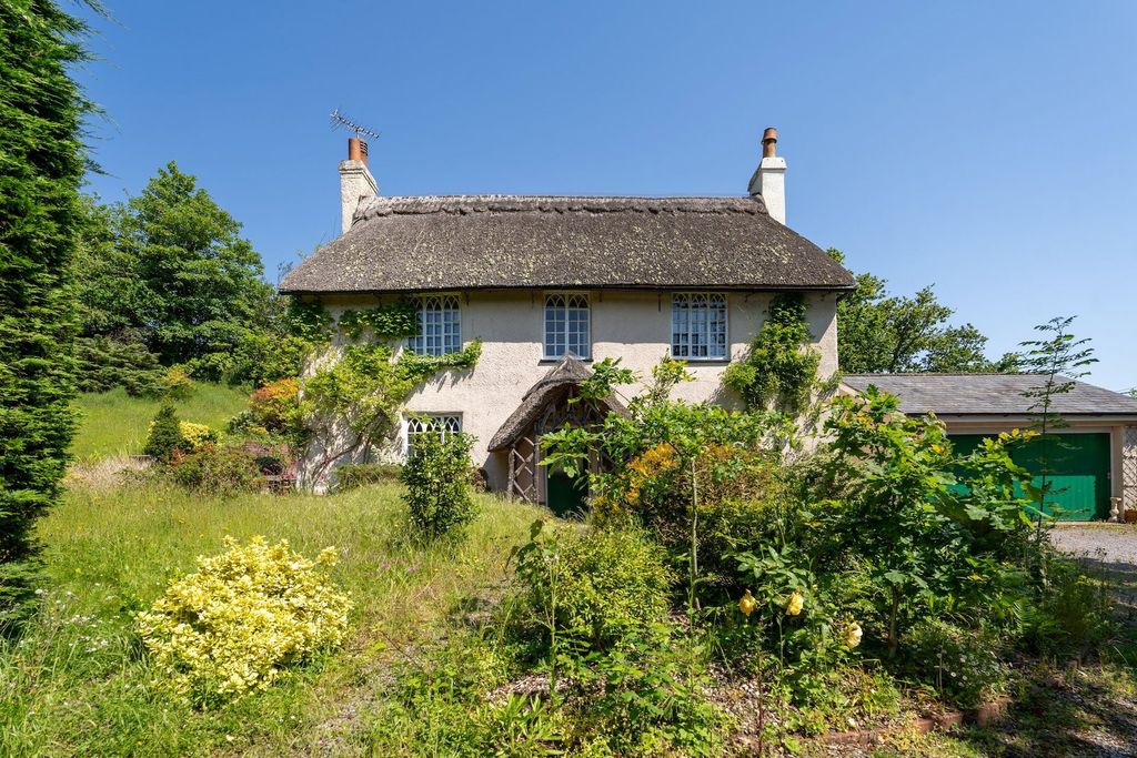 Property photo 1 of 19