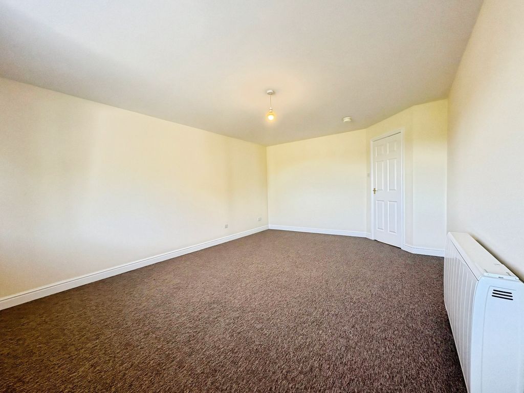 Property photo 3 of 8 4Fbf2775-Img_2538
