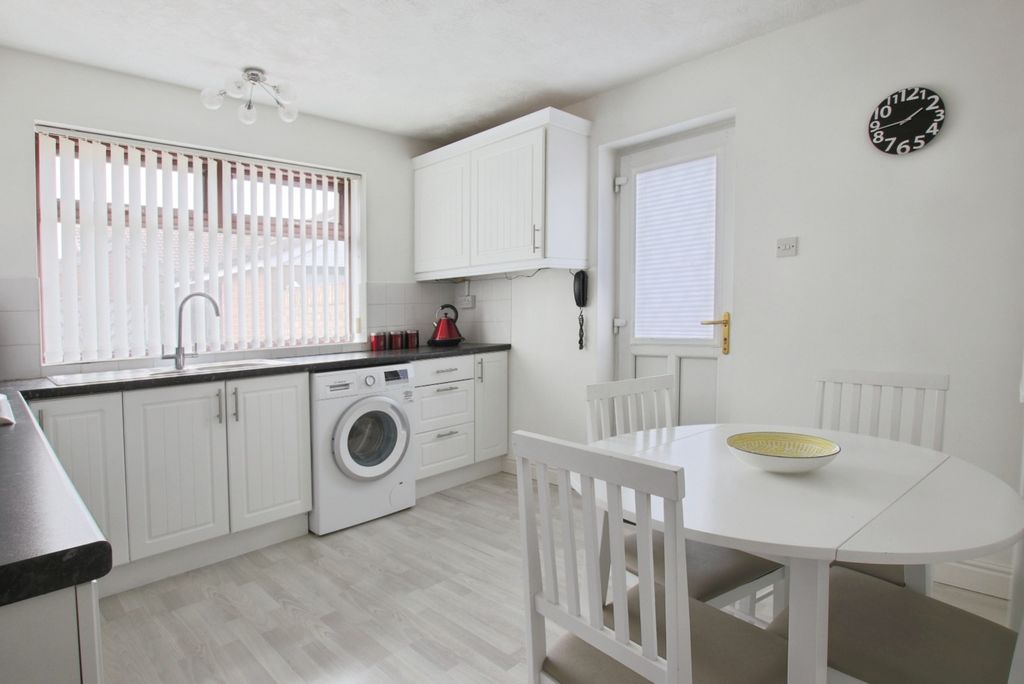 Property photo 2 of 14 3564454