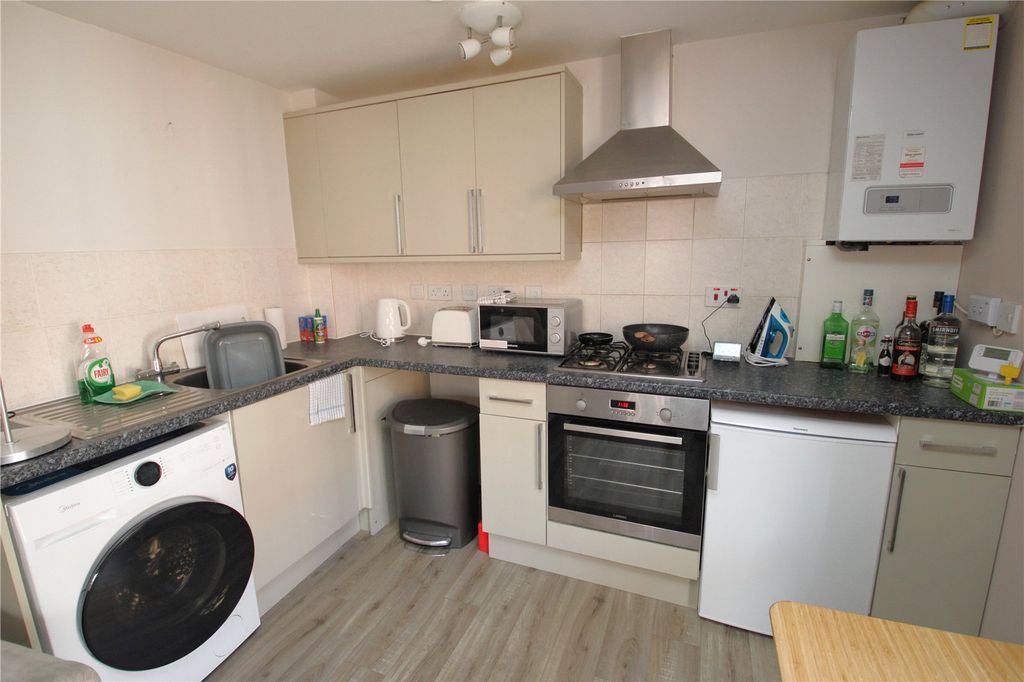 Property photo 3 of 12 Picture No. 16