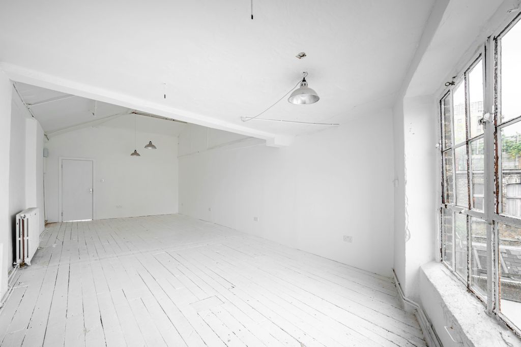 Property photo 3 of 6 Stamford Works  11B  Low Res 4.Jpg