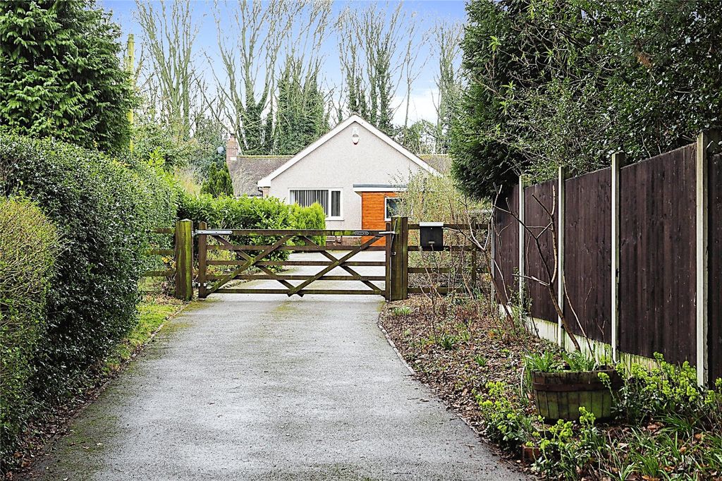 Property photo 1 of 16 Photography
