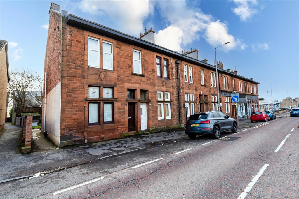 Property photo 1 of 8 External