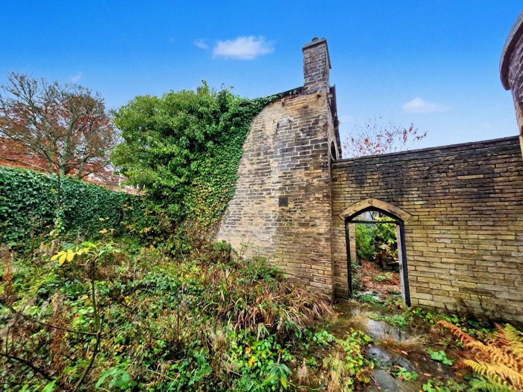 Property photo 2 of 10 Picture No. 11