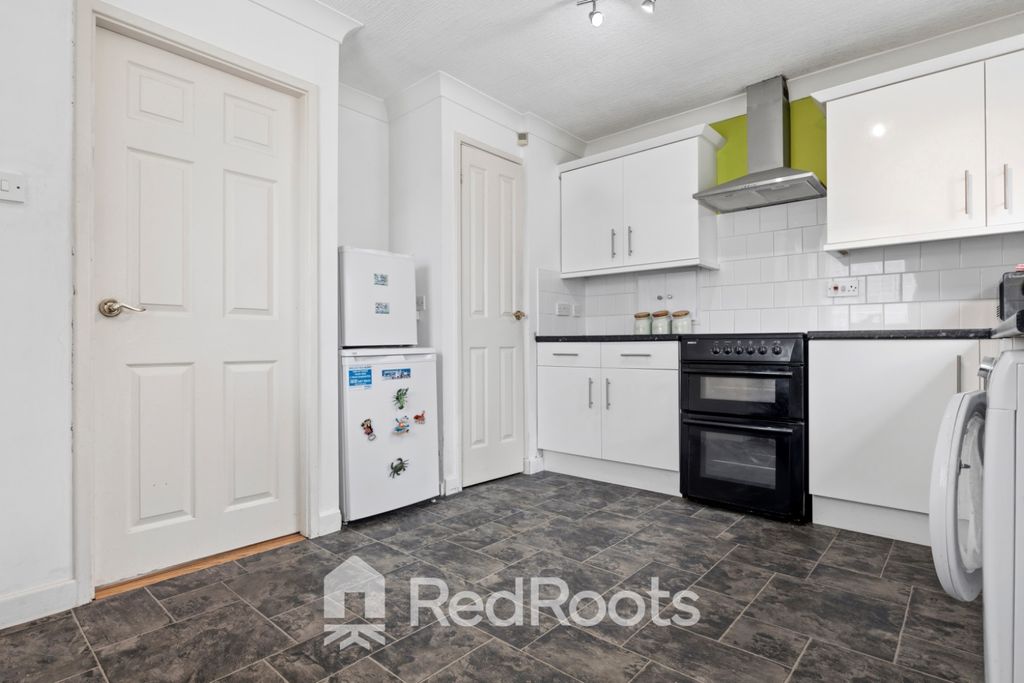 Property photo 3 of 29 5386943